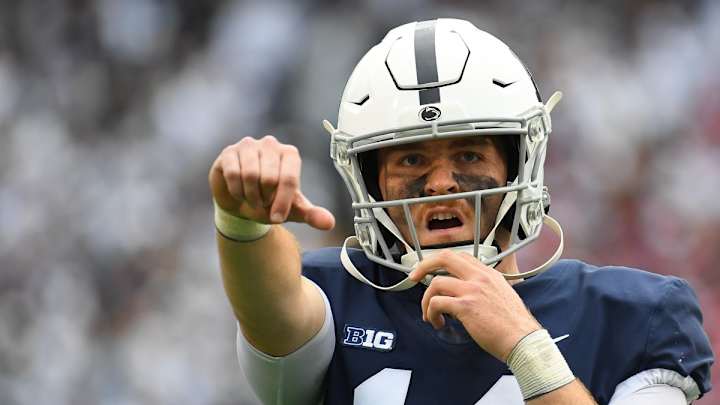 Clifford Gets Rodgers’ Locker