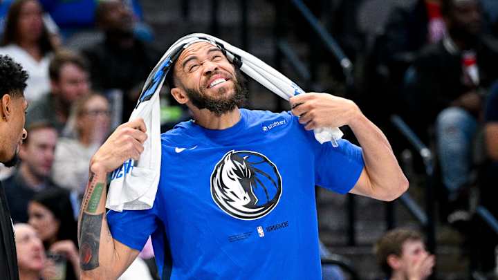 ESPN Analyst Clowns Mavs' JaVale McGee in Lakers' Anthony Davis Comparison