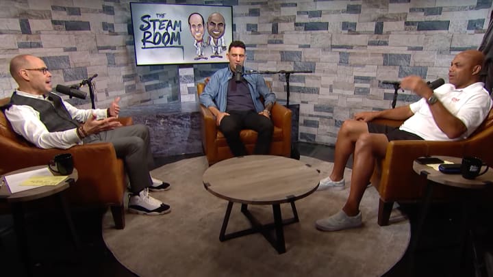 Charles Barkley Blows Ernie Johnson’s Mind by Saying He’s Never Listened to a Sporting Event on the Radio