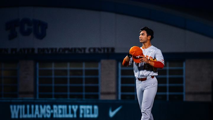 Longhorns Drop Series Opener to Kansas 10-4: Live Game Log Longhorns Drop Series Opener to Kansas 10-4: Live Game Log