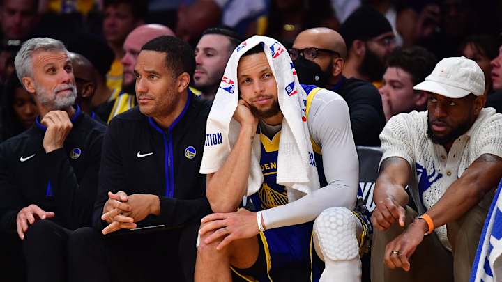 Steph Curry Reacts to Officiating in Warriors vs. Lakers Game 3
