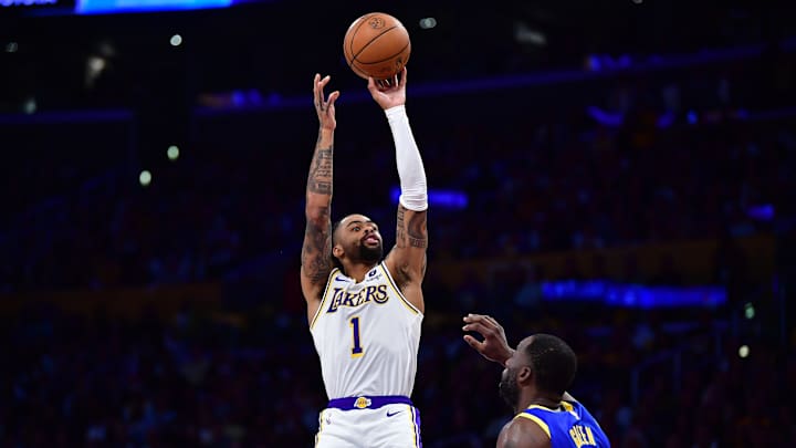 Lakers' D'Angelo Russell 'Would Love to Stay' Amid Kyrie Irving Rumors Lakers' D'Angelo Russell 'Would Love to Stay' Amid Kyrie Irving Rumors