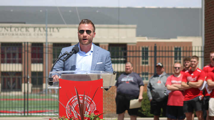 WATCH: Rams Coach Sean McVay Honored With Statue at Alma Mater