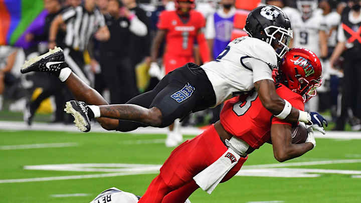 Utah State DB Transfer Ajani Carter to Take BYU Visit