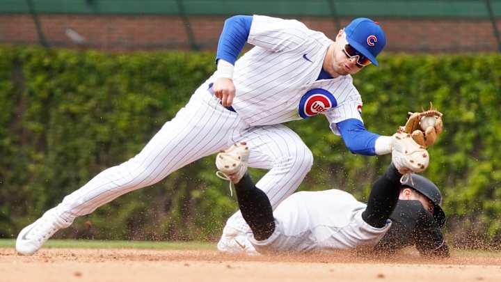 Chicago Cubs Tuesday Notes: Hoerner Update, Hughes and Hendricks Chicago Cubs Tuesday Notes: Hoerner Update, Hughes and Hendricks