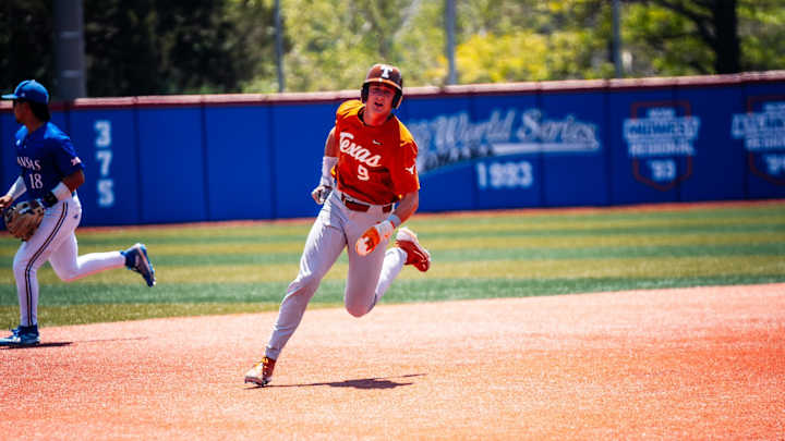 Longhorns Take Midweek Game Over Mavericks 10-5: Live Game Log