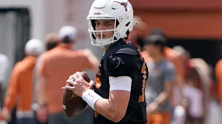 Sarkisian: Arch Manning on ‘Right Trajectory’ As Freshman at Texas