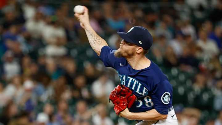 Stud Reliever Reportedly To Hold Workouts For Clubs; Should Red Sox Consider Fireballer?