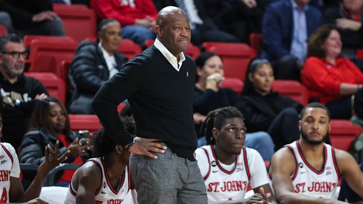 Ex-St. John’s Coach Mike Anderson Suing School for Over $45 Million, per Report