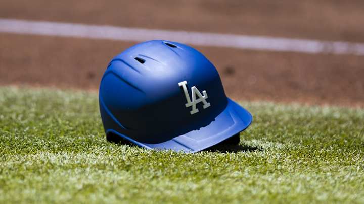 Dodgers Sign Free Agent Pitcher to MiLB Contract