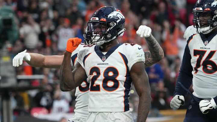 Bills RB Latavius Murray Building Community Center to Honor Late Friend