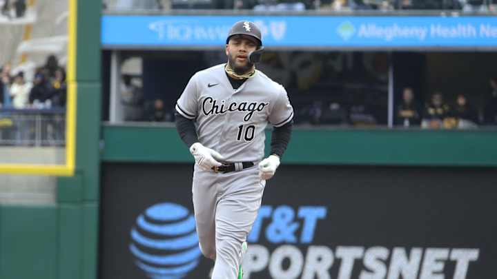Chicago White Sox Expected to Activate Yoan Moncada on Friday
