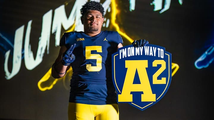 Coveted Defensive Lineman Puts Michigan In Top Three After Official Visit