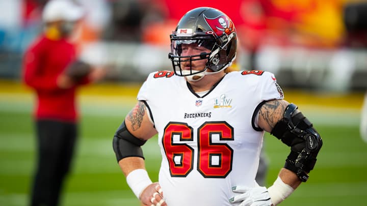 Buccaneers' Starting Offensive Line Plan Starting to Become Clear