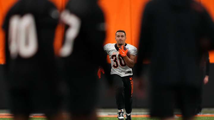 Chase Brown Eager to Learn From Joe Mixon: 'One of Our College Drills Was Called The Mixon Drill'