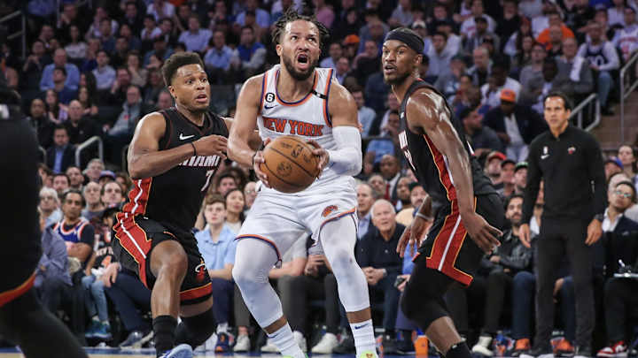 76ers Playoff Watch: Knicks vs. Heat Game 6 Odds & Prediction