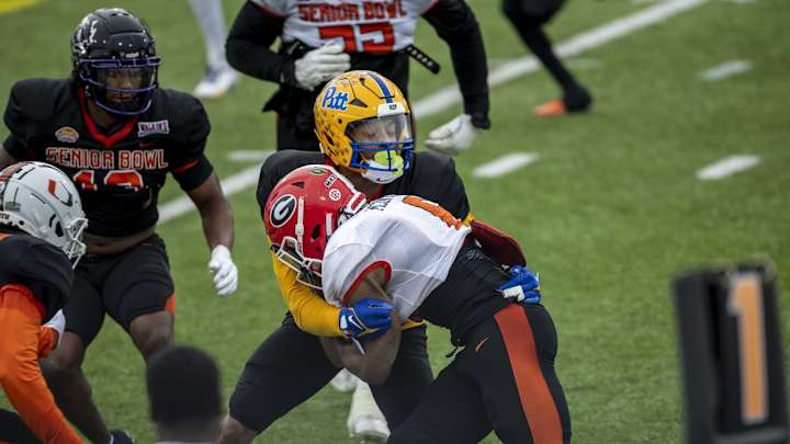 Pitt LB SirVocea Dennis Impressing at Rookie Minicamp Pitt LB SirVocea Dennis Impressing at Rookie Minicamp