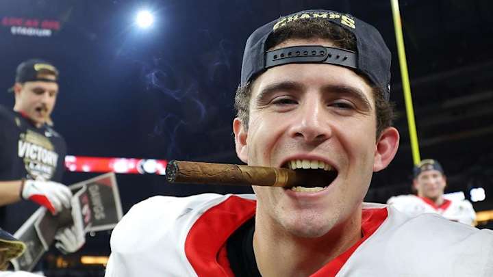 Stetson Bennett: Do 'Genius' Rams Know a Secret About Georgia Rookie QB? Stetson Bennett: Do 'Genius' Rams Know a Secret About Georgia Rookie QB?