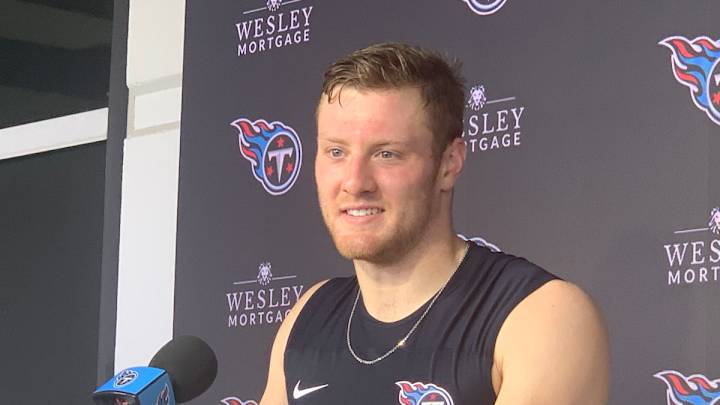 Titans Rookie Quarterback Levis Hearing, And Ignoring The Noise