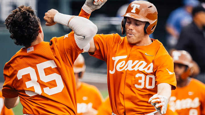 Longhorns Win Series Against Spartans With 18-6 Rout: Live Game Log