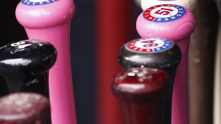 Major League Baseball Pays Tributes to Mom's on Mothers Day