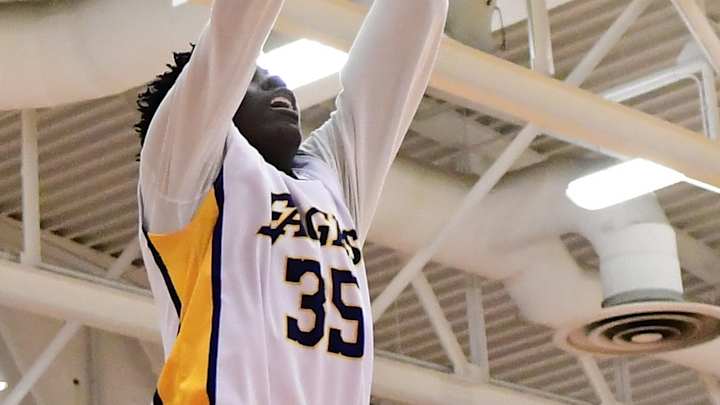 Four-Star 2024 Forward Tyler McKinley Places Cincinnati Among Top-Seven Schools Four-Star 2024 Forward Tyler McKinley Places Cincinnati Among Top-Seven Schools