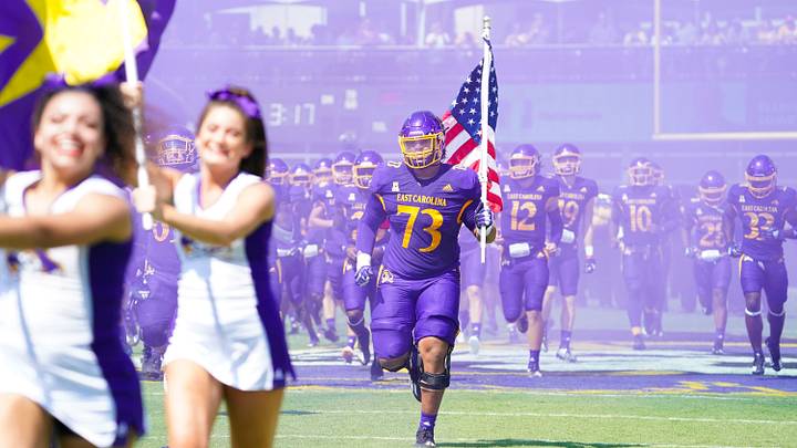 Commitment Analysis: Nishad Strother Adds Experience to New-Look Oregon Offensive Line Commitment Analysis: Nishad Strother Adds Experience to New-Look Oregon Offensive Line