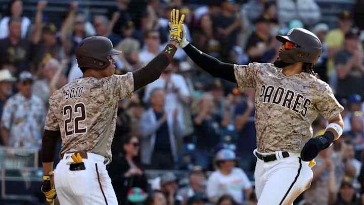 Padres' Star Pulled From KC Match Early, Fear of Fracture