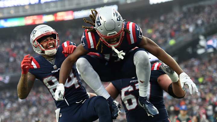 Raiders Sign Another Former Patriot Wide Receiver