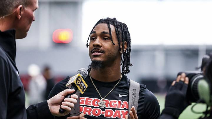 Kenny McIntosh Compares Seahawks Rookie Minicamp to Practice at Georgia Kenny McIntosh Compares Seahawks Rookie Minicamp to Practice at Georgia