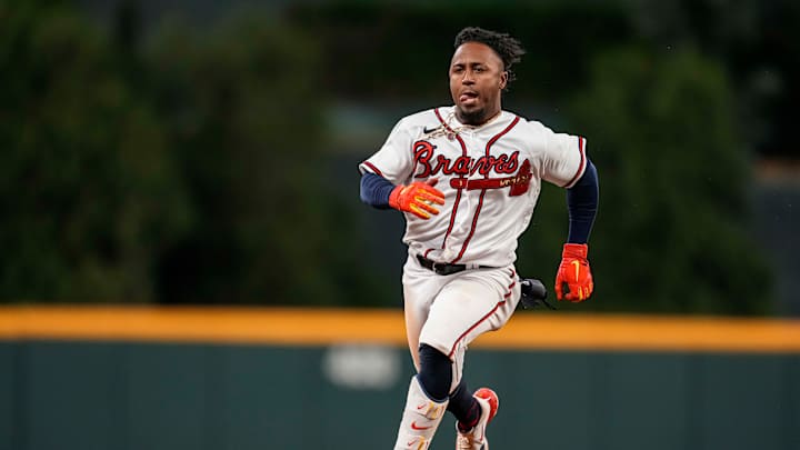 WATCH: A sac fly from Ozzie Albies gives the Braves an early 1-0 lead WATCH: A sac fly from Ozzie Albies gives the Braves an early 1-0 lead