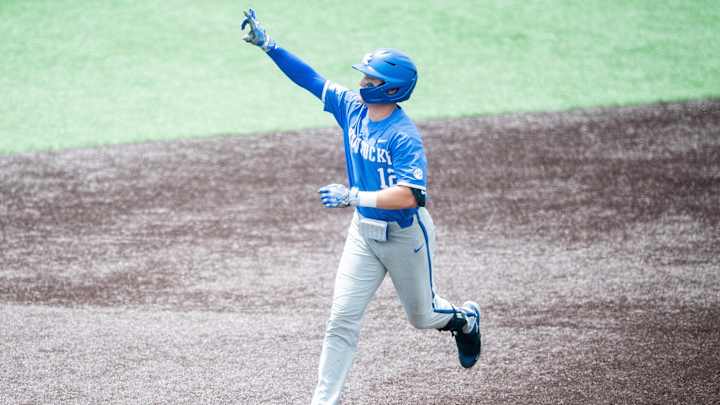 Kentucky Projecting to Host Regional With One Week Left in Regular Season