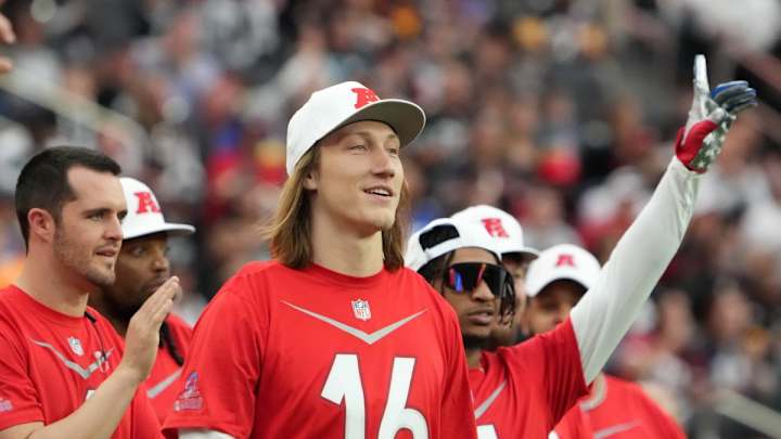 PFF Ranks Jaguars' Trevor Lawrence as 18th-Best Player Under 25