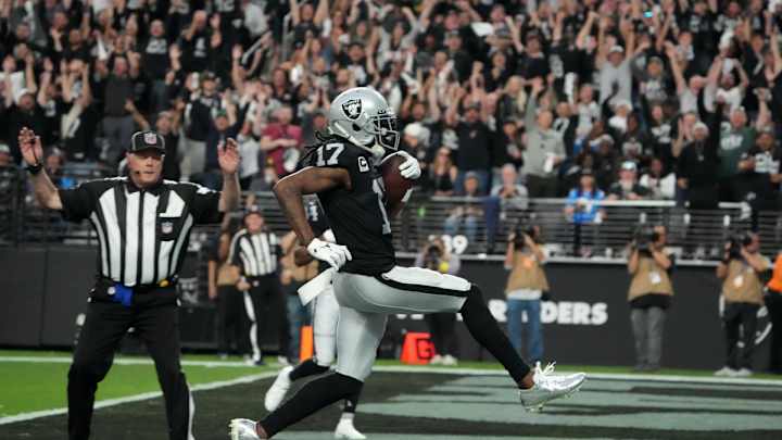 Davante Adams Among PFF's List of Top Players Over 30