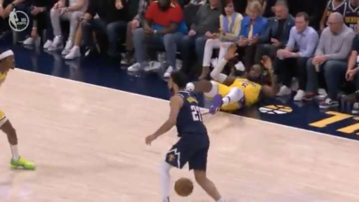 Spurs Rookie Asked a Very Good Question After Seeing LeBron James’s Awful Flop in Game 2 Spurs Rookie Asked a Very Good Question After Seeing LeBron James’s Awful Flop in Game 2