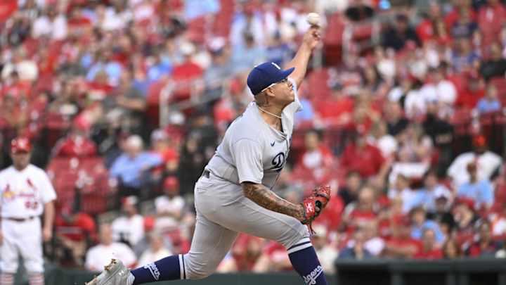 Dodgers Pitching Coach Breaks Down Julio Urias's Struggles Dodgers Pitching Coach Breaks Down Julio Urias's Struggles