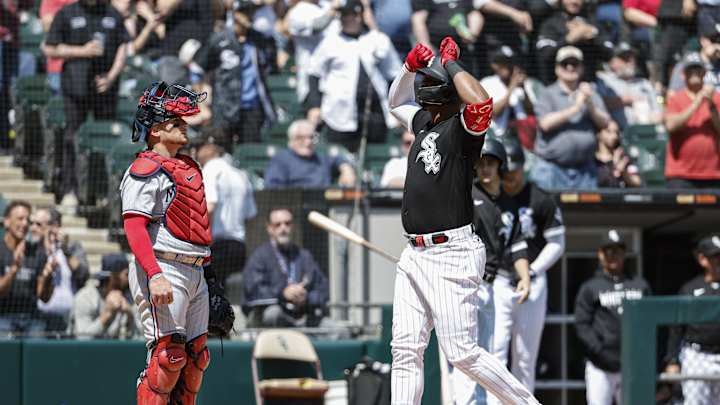 Chicago White Sox Get Good Injury Update on Eloy Jimenez Chicago White Sox Get Good Injury Update on Eloy Jimenez