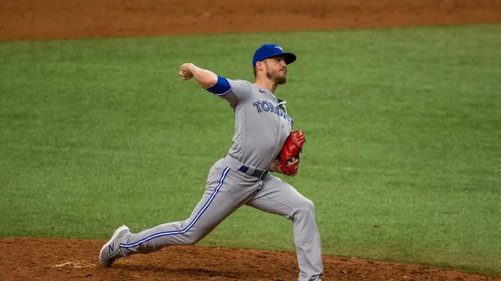 Los Angeles Dodgers Sign Former Star Closer