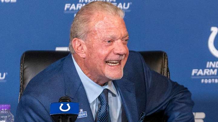 Irsay Excludes Manning From Greatest NFL Players List And Fans Aren’t Happy Irsay Excludes Manning From Greatest NFL Players List And Fans Aren’t Happy