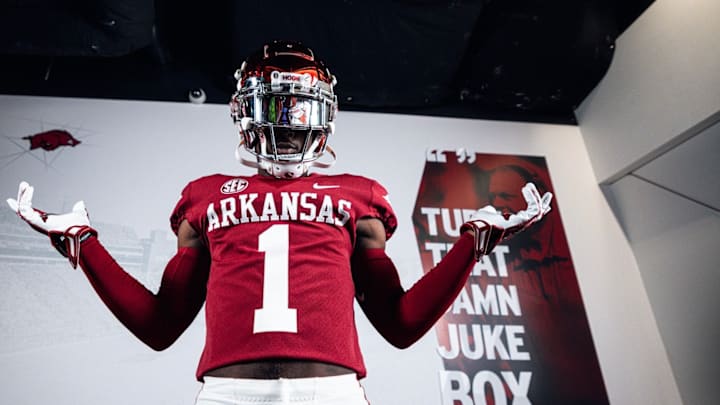UW Offers Mississippi Cornerback Committed to Arkansas