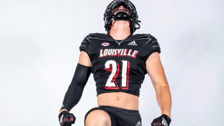 ‘24 LB Trent Carter Commits to Louisville