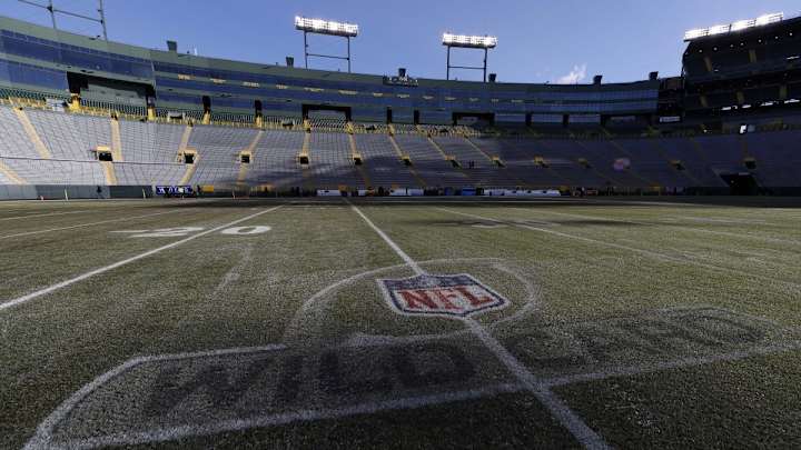 Will Packers Reach Playoffs? PFF Agrees With Sportsbooks