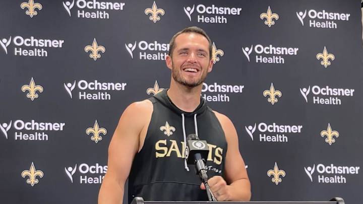 Derek Carr Praises Defensive Leaders for Presence and Consistency Derek Carr Praises Defensive Leaders for Presence and Consistency