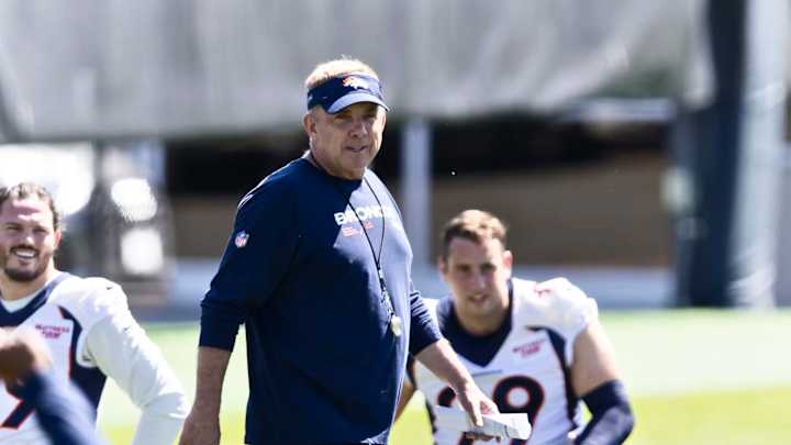 Payton on Future Interest in Free Agents: 'Hay's Never in the Barn' Payton on Future Interest in Free Agents: 'Hay's Never in the Barn'