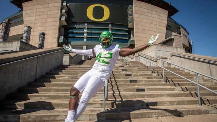 Oregon Making up Ground With 5-Star DL Aydin Breland