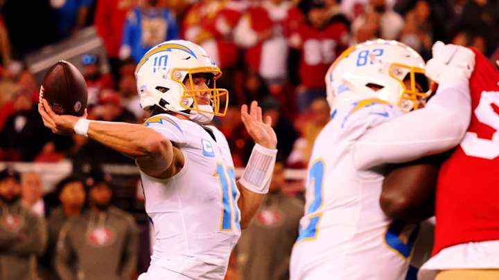 Chargers News: Brandon Staley Has Heavy Expectations For New OC