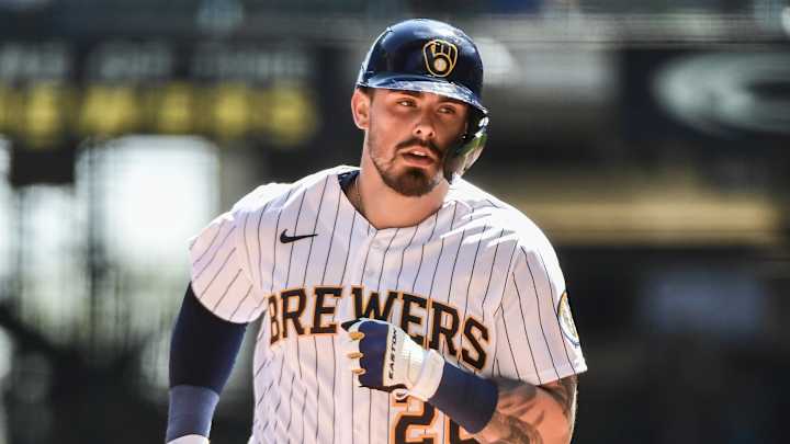 SF Giants acquire former Brewers catcher in minor trade with Mariners
