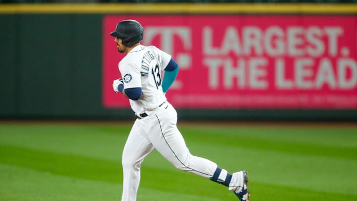 Nationals sign catcher recently released by SF Giants to minor-league deal