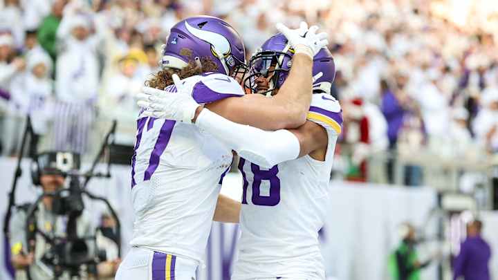 Where Vikings Offensive Stars Slot in PFF's Player Rankings By Position