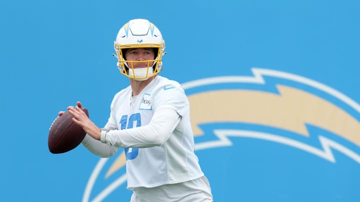 Chargers' Front Office Isn't Worried About Justin Herbert's Extension Impacting LA's Payroll